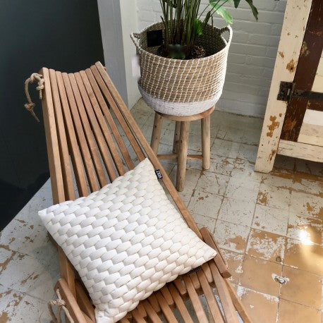 Cushion 3D Weave 60x60cm off white