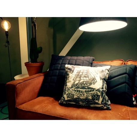 Cushion heavy canvas tattoo ship 45x45cm