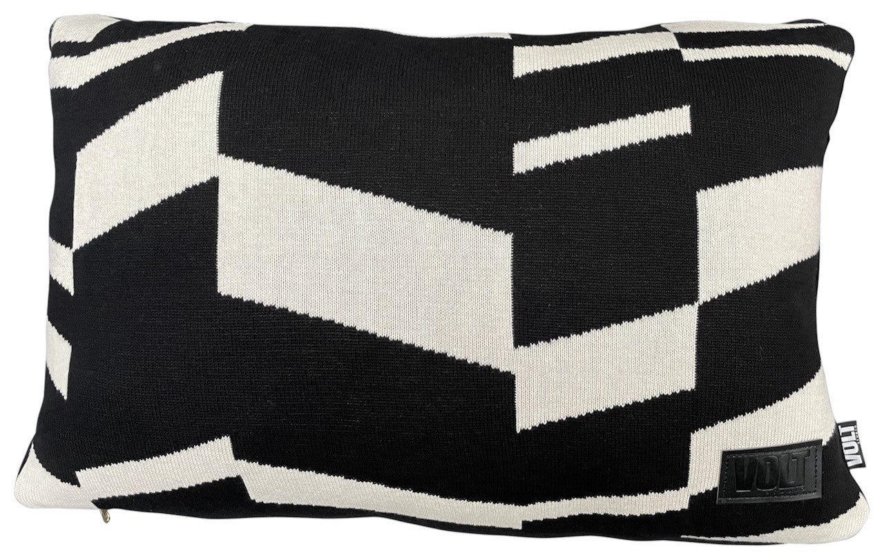 Knitted cushion Dazzle 1
