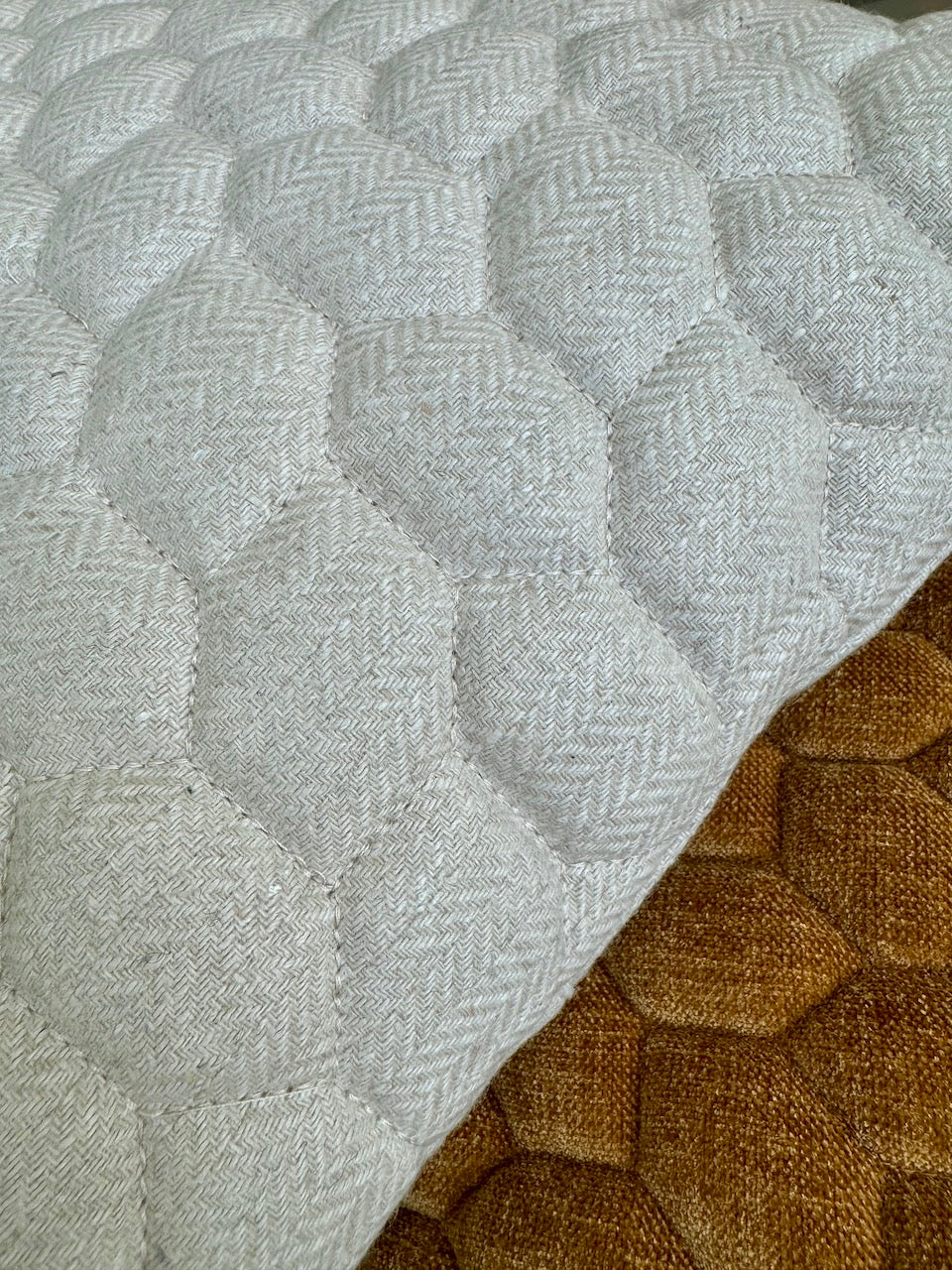 Cushion 3D Cells wool Herringbone Off white 40x60cm