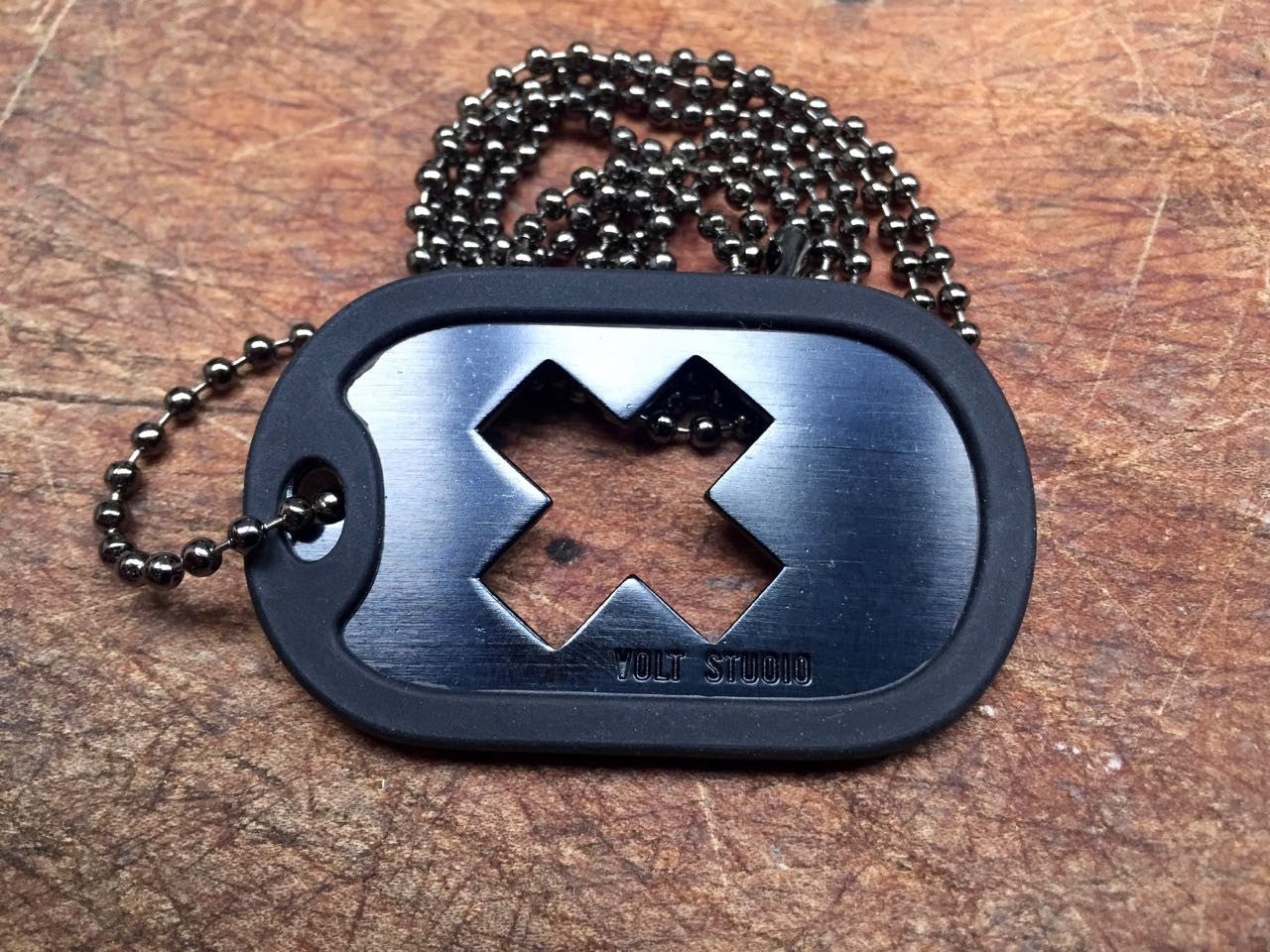 Dog tag X